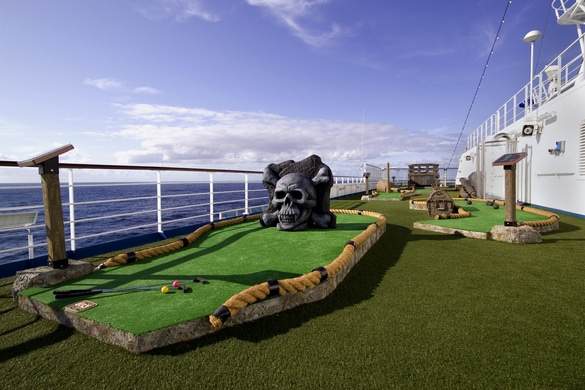 Carnival Splendor - Minigolf 1, Credit, Rick DIaz.jpg.jpg